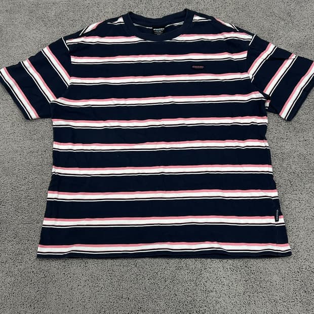 (100) 디스커버리 스트라이프 반팔 티