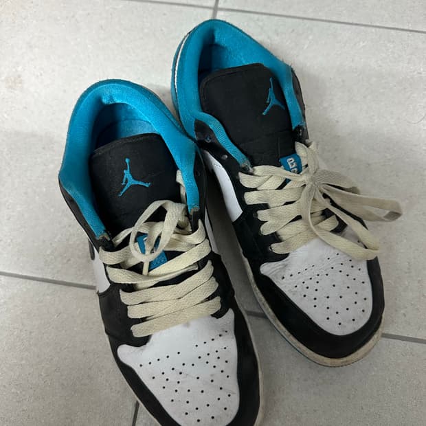 나이키 에어조던1 로우 레이저 블루 260 CK3022-004