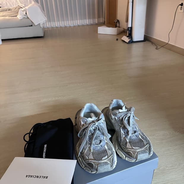 발렌시아가 3xl 에그쉘 40사이즈 정품 풀박스