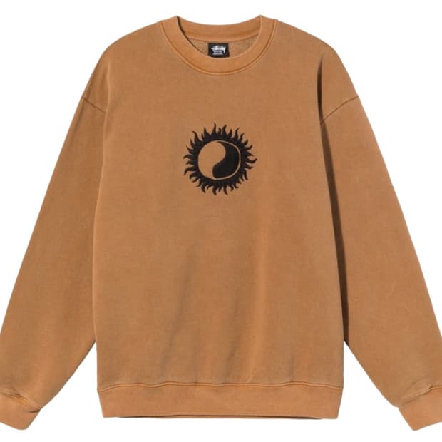 스투시x아워레가시 썬 피그먼트 다이드 크루넥 카라멜