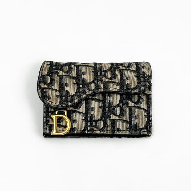 디올 오블리크 새들 플랩 카드 지갑