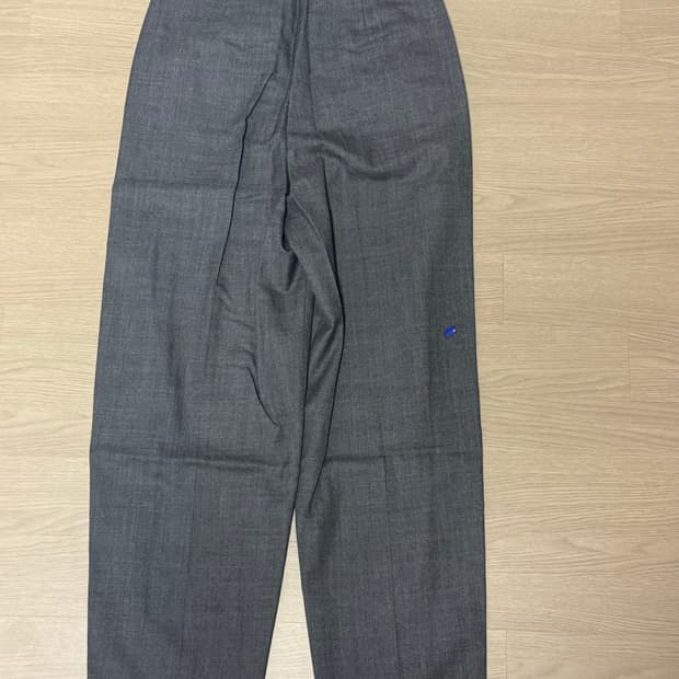 아더에러 슬렉스 FRAN SLACKS  A1사이즈 새상품