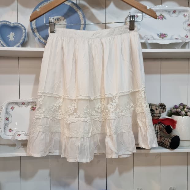 화이트 레이스 캉캉/티어드 스커트