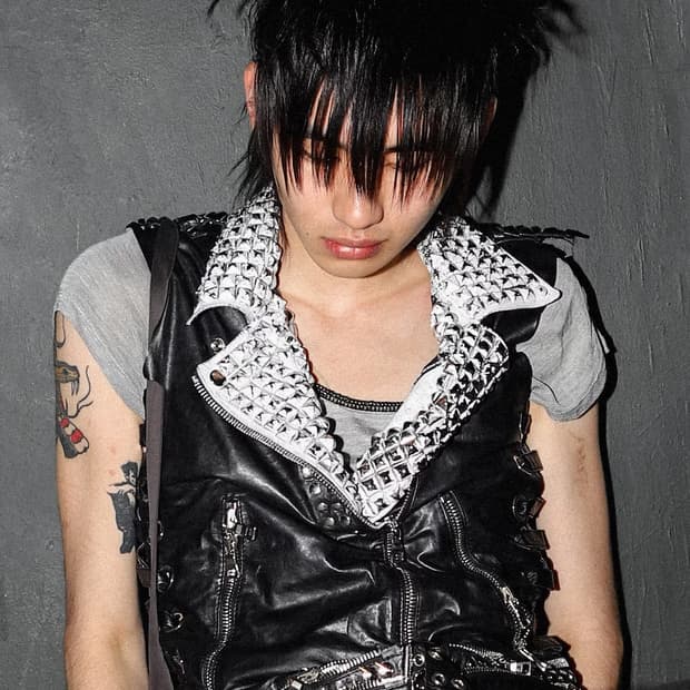 발망 데카르넹 2011ss 레더베스트