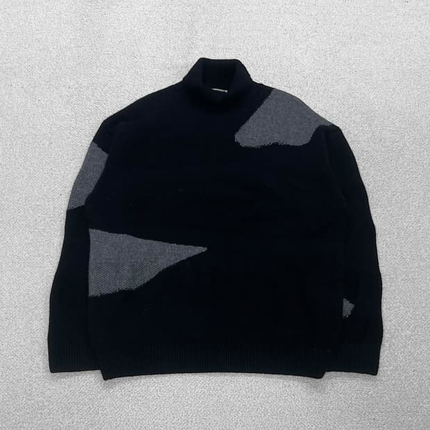 인사일런스 하이넥 인타샤 터틀넥 니트 블랙