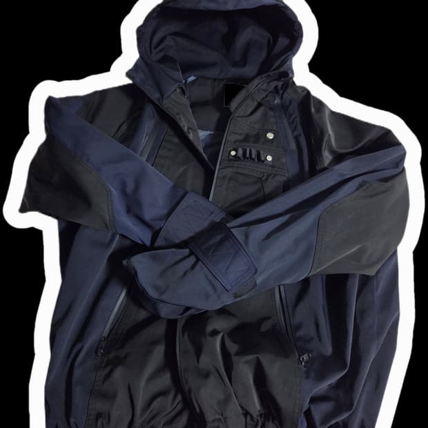언더마이카 카메 멀티 지퍼 터틀 쉘 파카 애프터 미드나잇 1사이즈