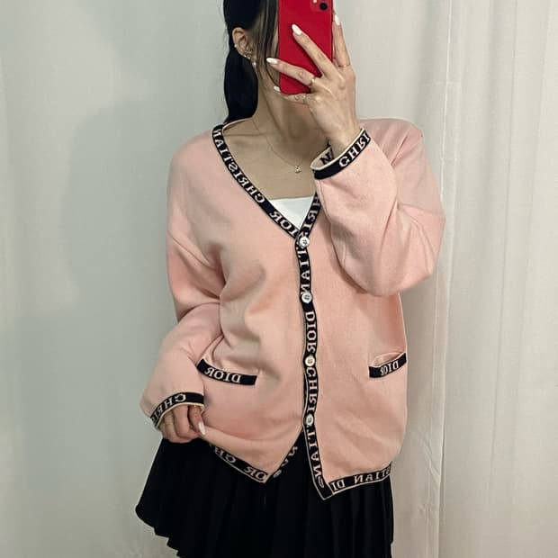 디올 풀레터링 가디건 