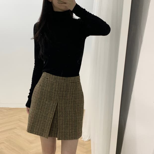 셀린느 하운드투스 체크 미니 스커트