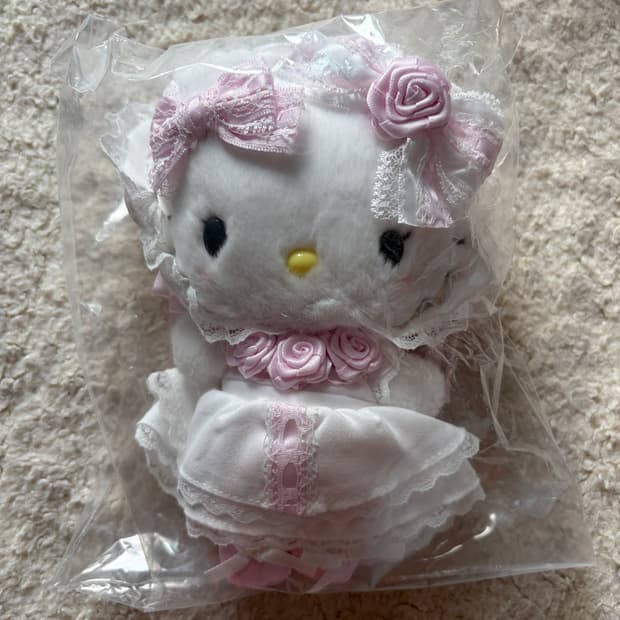 화이트프릴 헬로키티