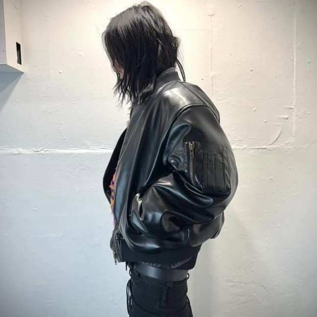 에모스탠스클럽 레더 봄버 자켓