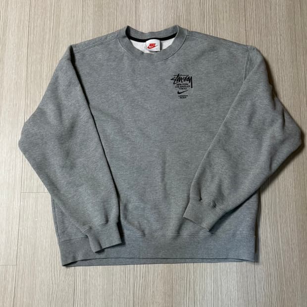 나이키 스투시 콜라보 맨투맨 M