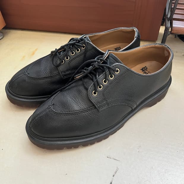 닥터마틴 2046 웨스트민스터 블랙 더비 