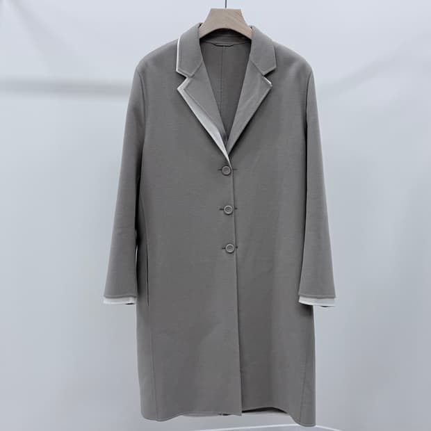 [S+급/50] 디올 런어웨이 컬렉션 시그니처 코트 베이지