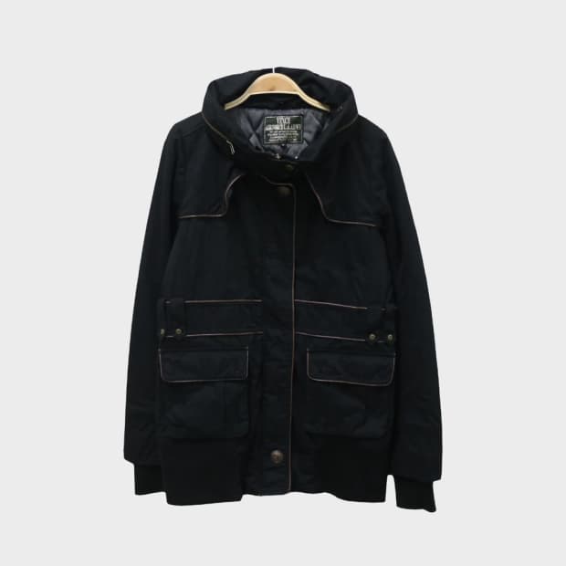 VENCE 하이넥 배색 라인 자켓 61465