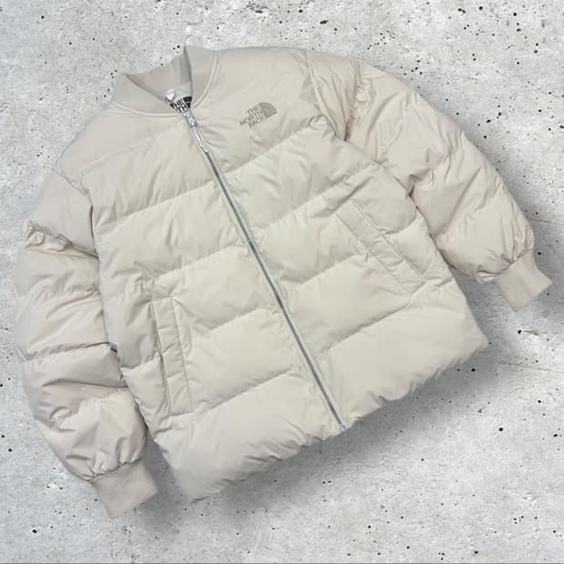 [S] 노스페이스 화이트라벨 번터드 온볼 봄버 패딩 아이보리 C955