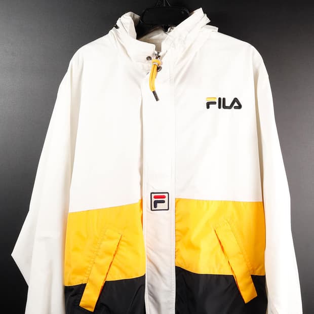 휠라 삼색 밴딩 바람막이