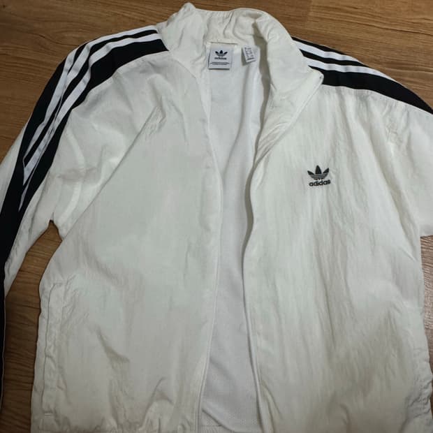 아디다스 레트로 바람막이