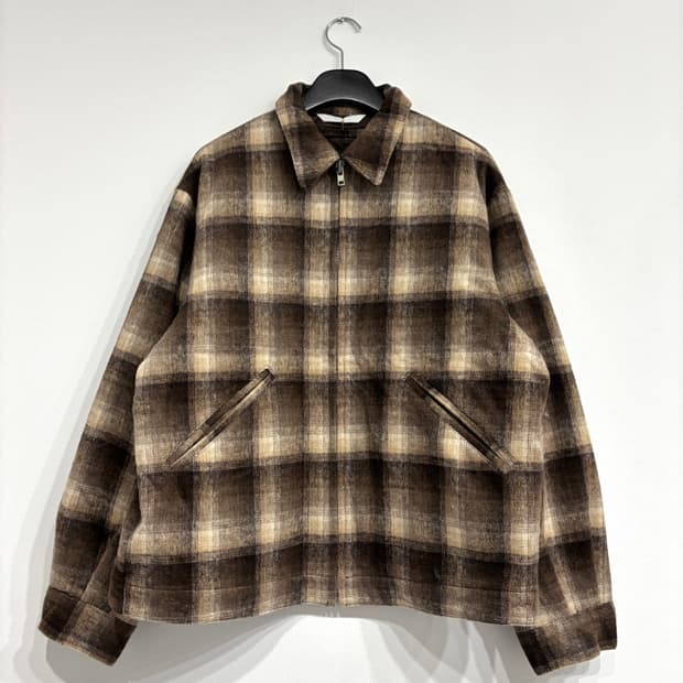 [새상품] 체크 브러쉬 누빔 자켓