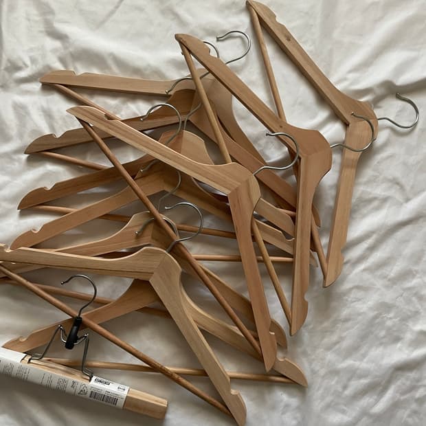 IKEA 이케아 나무 옷걸이 16개 일괄
