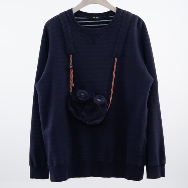 Ne-net by 카메라 스트라이프 맨투맨