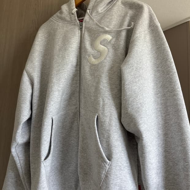 슈프림 s로고 후드집업 팔아요