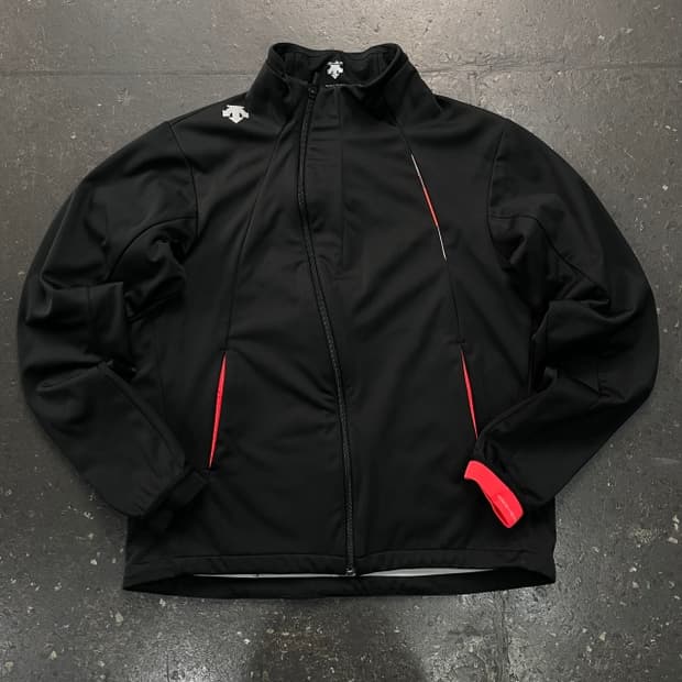 105 데상트 집업