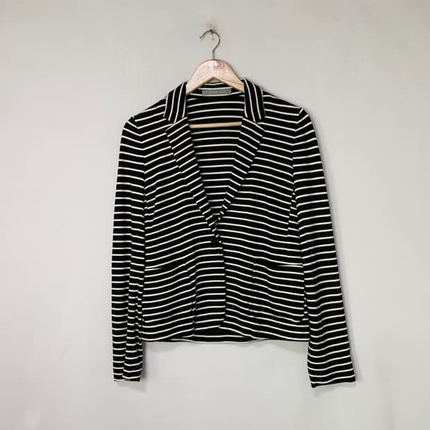 theory luxe 띠어리 빈티지 스트라이프 슬림 원버튼 여성자켓 38