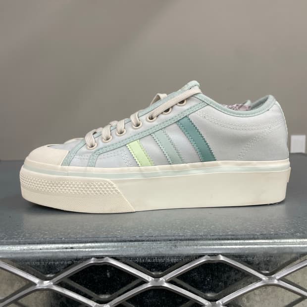 아디다스 니짜 플랫폼 화이트 슈즈 260