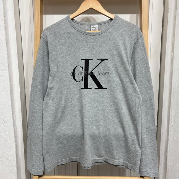캘빈클라인 긴팔티 슬리브