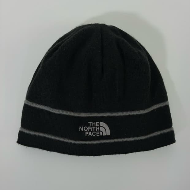 The northface  노스페이스 자수 숏비니