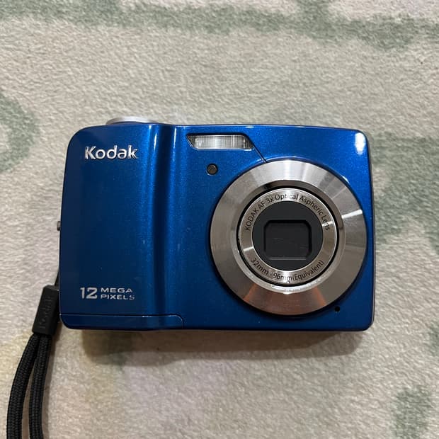 코닥 cd82 새파란 펄블루 카메라 빈티지 디카