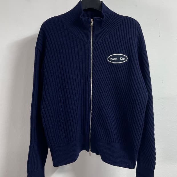  마뗑킴 투웨이 헤비 울 니트집업 (on.393)  