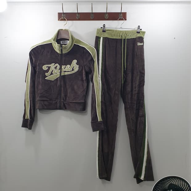 1 키르시 여성 벨벳 브라운 캐주얼 트레이닝 집업 셋업 SET