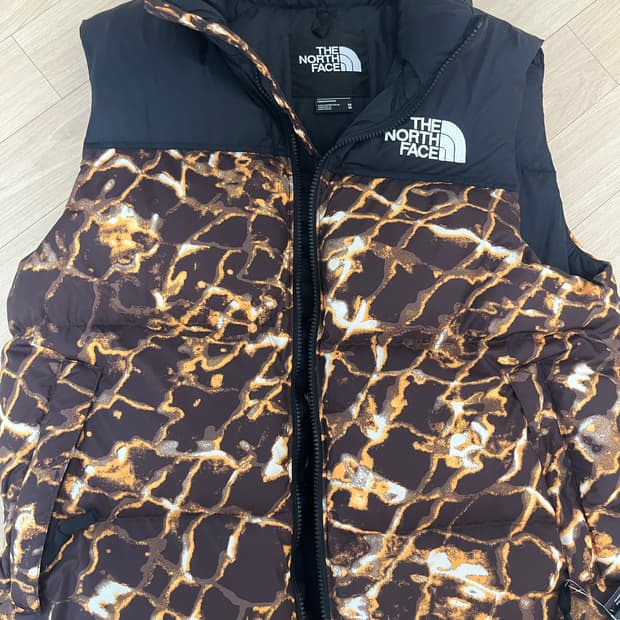 노스페이스 패딩조끼