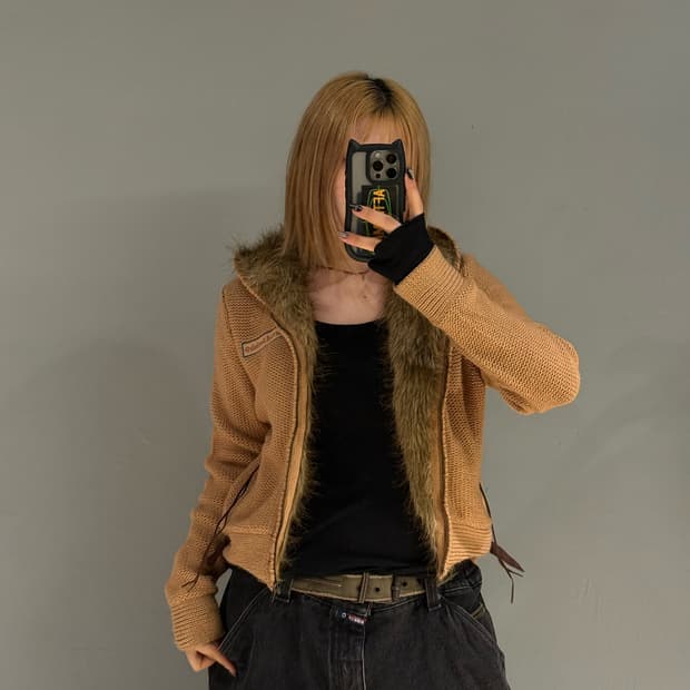 fur trimming point knit hood zip-up 