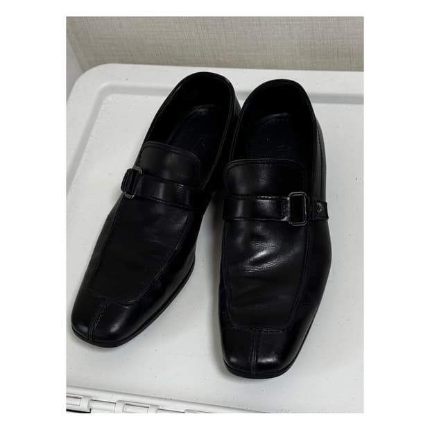 루이비통 버클 로퍼