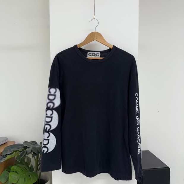CDG 꼼데가르송 프린팅 롱슬리브