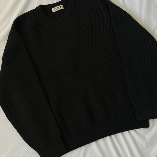 쿠어 캐시팝 크루넥 니트