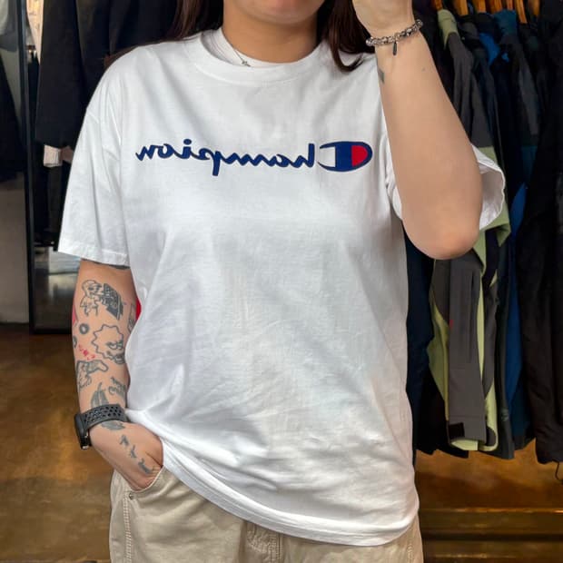 챔피온 빅로고 화이트 반팔