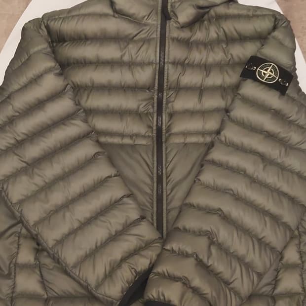  스톤아일랜드 투엑라 룸우븐 패딩 올리브 새상품 급 XXL