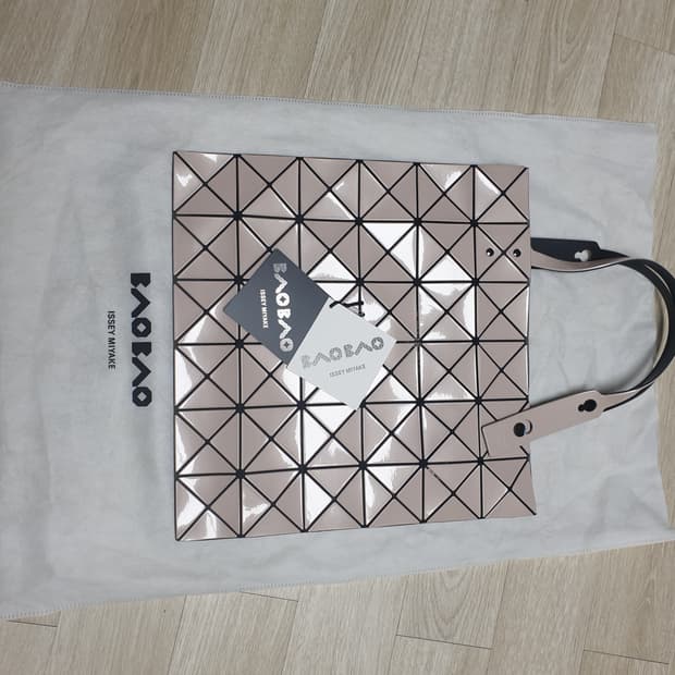 BAO BAO 바로바로 토트백