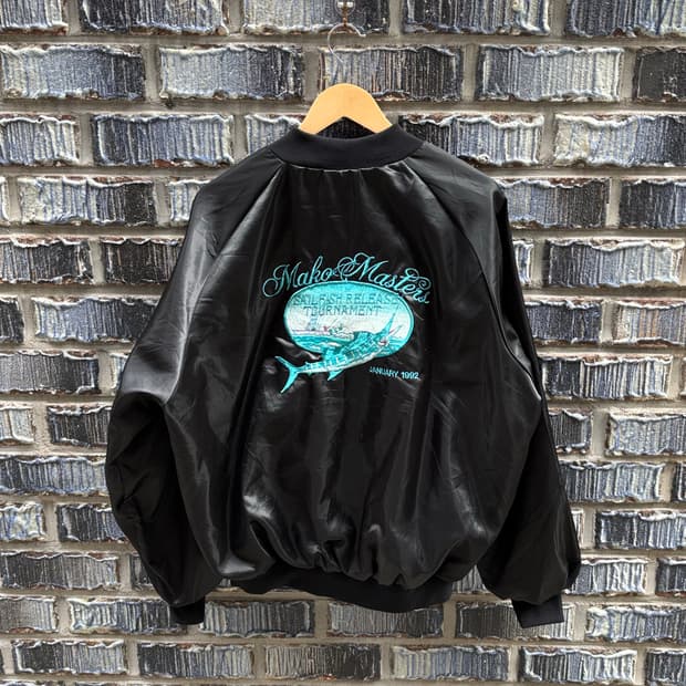 90s 웨스트아크 사틴 바시티