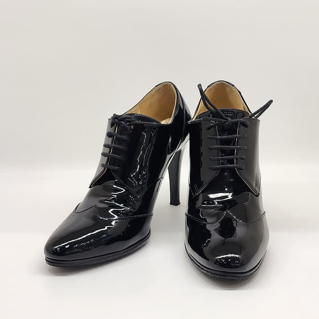 샤넬 G33057 CC 페이던트 레더 레이스업 힐 블랙 35