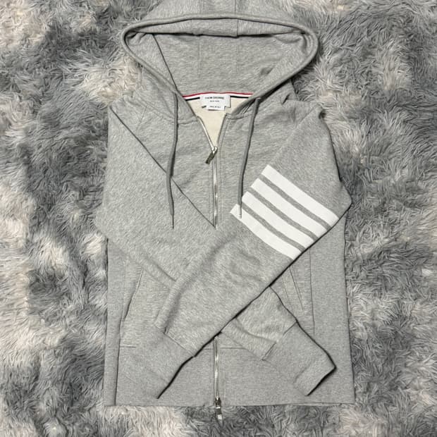 톰브라운 사선완장 후드집업 그레이 {size 1}