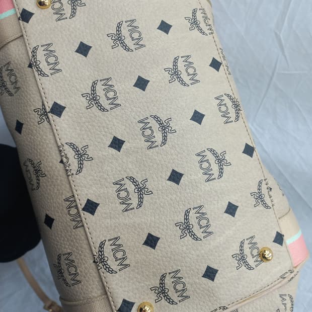 MCM 로고 토트백 겸 숄더백