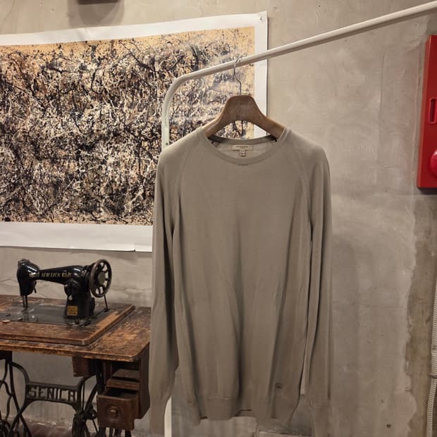 버버리 메리노울 니트