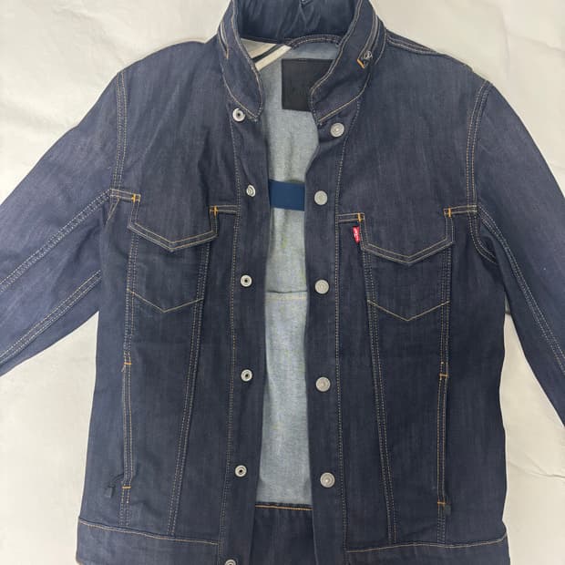 Levi’s Denim Jacket 