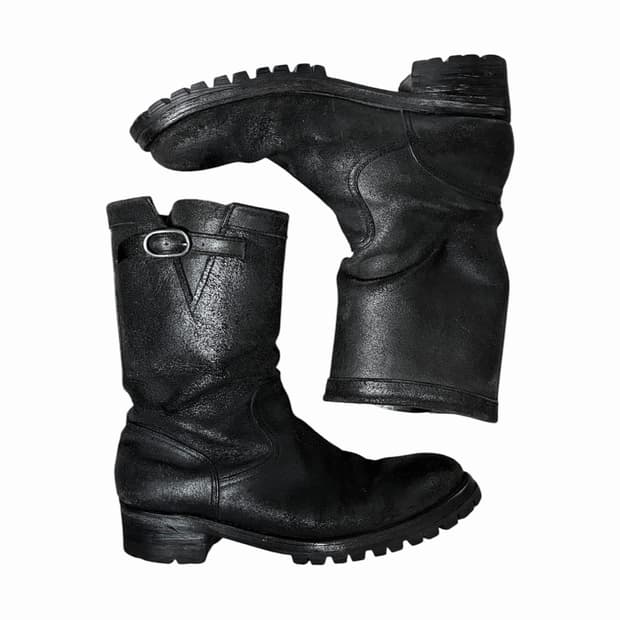 Attachment engineer boots