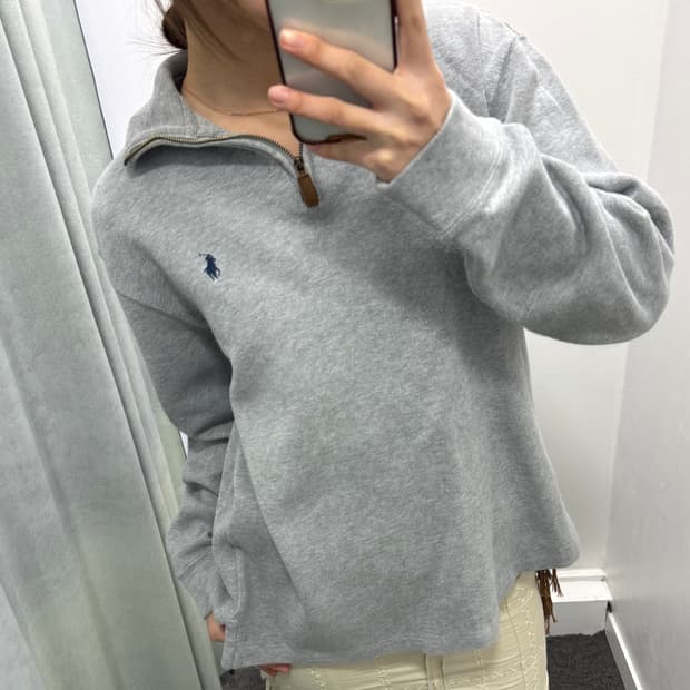 폴로 그레이 반집업 니트