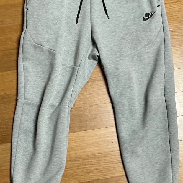 나이키 테크팩 바지